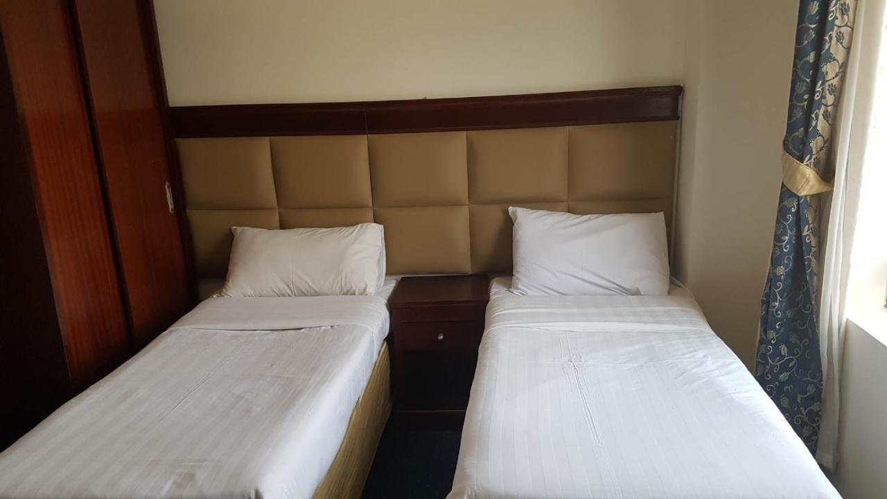 Mawaddah Altaqwa Hotel Медина Екстериор снимка