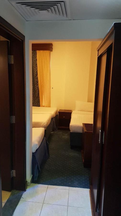 Mawaddah Altaqwa Hotel Медина Екстериор снимка