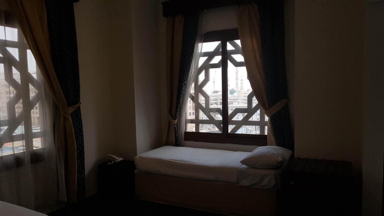 Mawaddah Altaqwa Hotel Медина Екстериор снимка