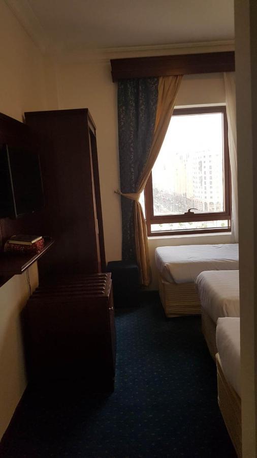 Mawaddah Altaqwa Hotel Медина Екстериор снимка
