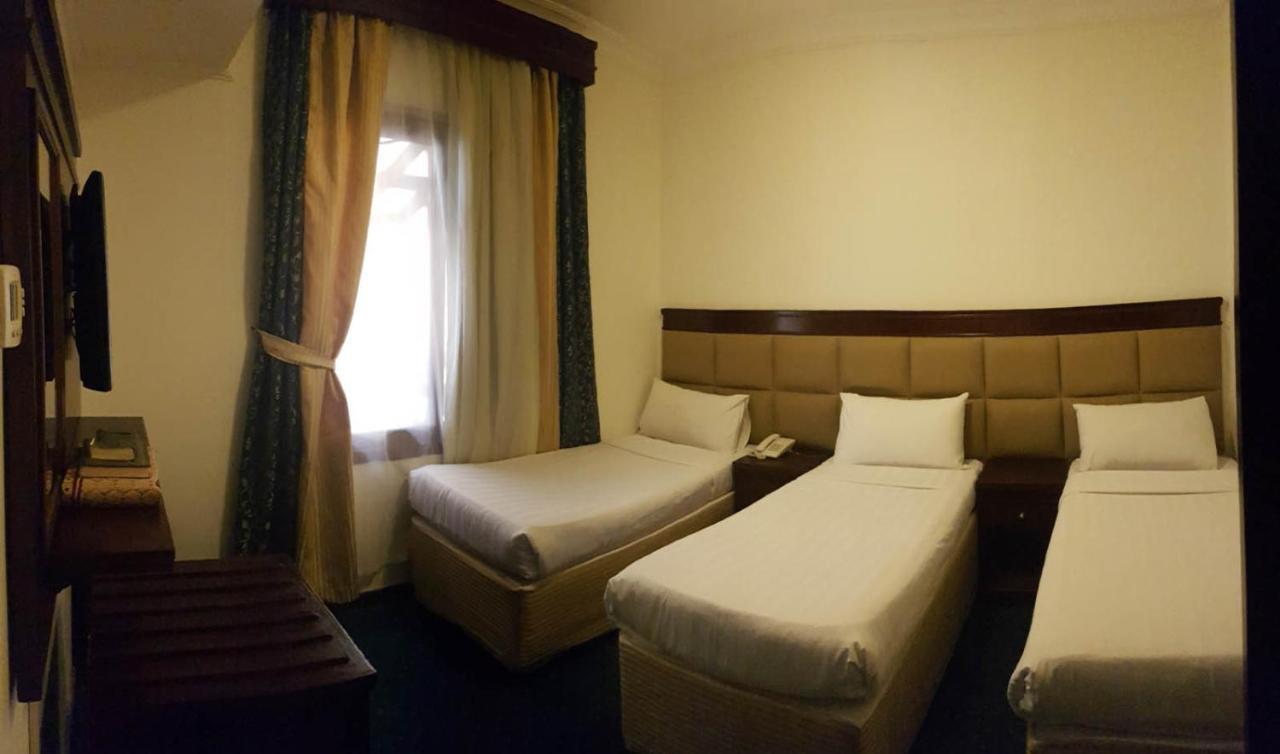 Mawaddah Altaqwa Hotel Медина Екстериор снимка