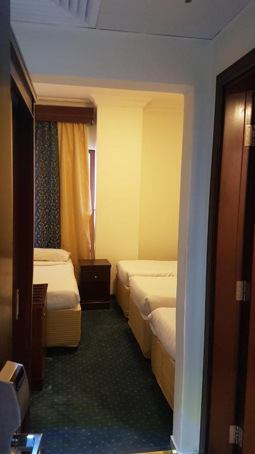 Mawaddah Altaqwa Hotel Медина Екстериор снимка