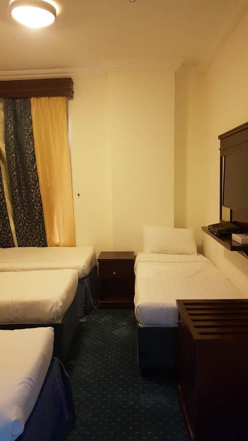 Mawaddah Altaqwa Hotel Медина Екстериор снимка