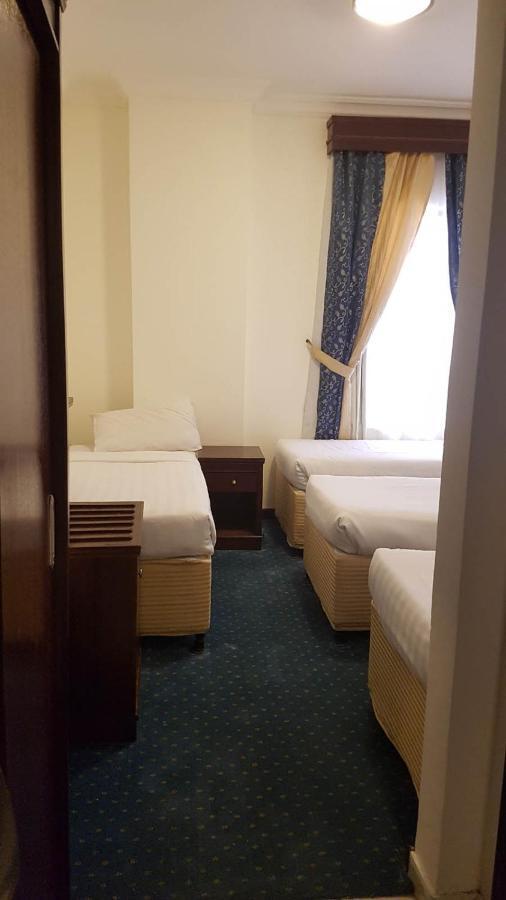 Mawaddah Altaqwa Hotel Медина Екстериор снимка