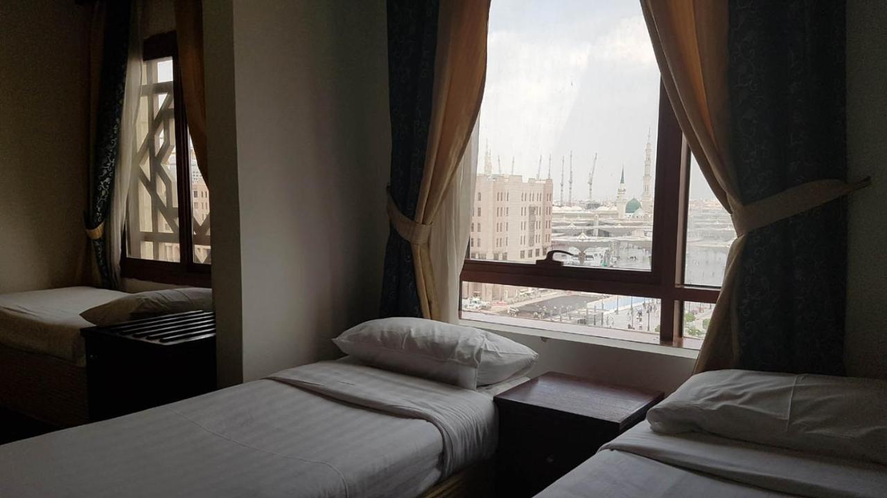Mawaddah Altaqwa Hotel Медина Екстериор снимка