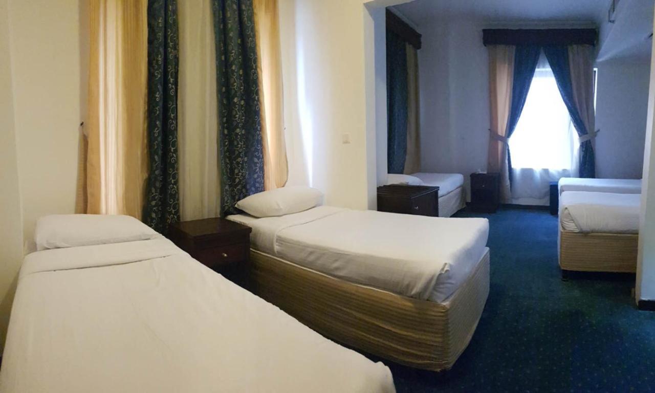 Mawaddah Altaqwa Hotel Медина Екстериор снимка